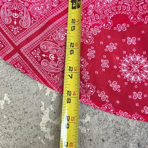 Like new no boundaries red bandanna tank top - Picture 10 of 12